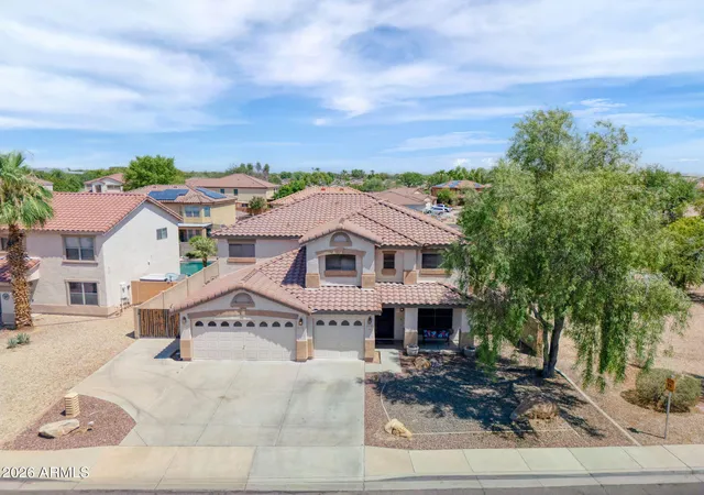 2nd image of 15546 W Gelding Dr, Surprise, AZ 85379 | MLS# 7063791