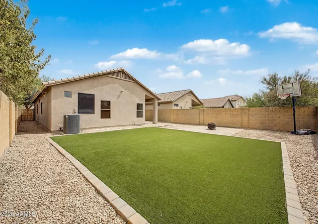 Photo 3 of Sale Pending at 40832 N Hearst Dr, Anthem, AZ 85086 | MLS# 7064032 | Listing updated on 2026-09-01