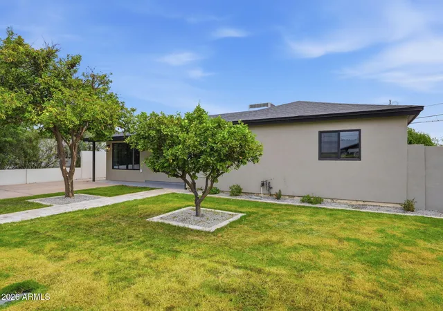 Photo 3 of Single family home for sale at 7715 E Verde Ln, Scottsdale, AZ 85251 | MLS# 7070886 | Listing updated on 2026-09-18