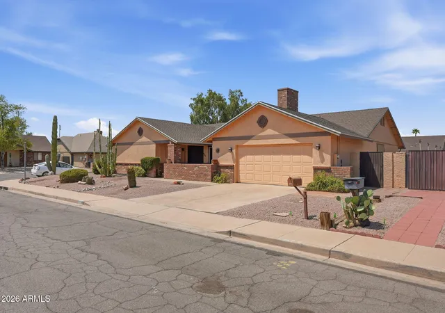 Photo 1 of Single family home for sale at 226 E Glencove St, Mesa, AZ 85201 | MLS# 7064833 | Listing updated on 2026-09-10