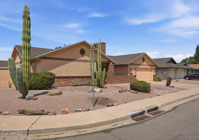 Photo 3 of Single family home for sale at 226 E Glencove St, Mesa, AZ 85201 | MLS# 7064833 | Listing updated on 2026-09-10