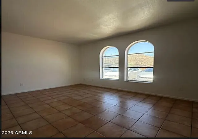 Photo 4 of Townhouse for sale at 10213 N 15th Avenue, Phoenix, AZ 85021 | MLS# 7064724 | Listing updated on 2026-09-29
