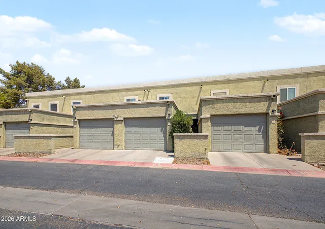 Photo 3 of Townhouse for sale at 815 E Grovers Ave #57, Phoenix, AZ 85022 | MLS# 7064745 | Listing updated on 2026-09-02