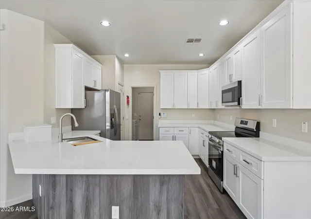 Photo 4 of Townhouse for sale at 1433 N 80th Lane, Phoenix, AZ 85043 | MLS# 7064253 | Listing updated on 2026-09-02