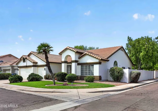 2nd image of 1220 N Cayman Dr, Gilbert, AZ 85234 | MLS# 7066736