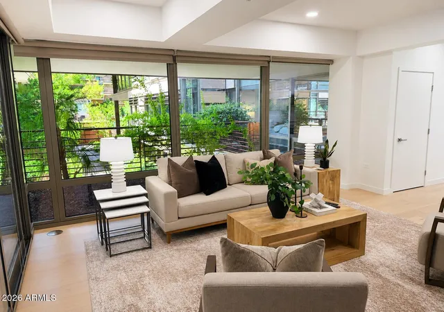 2nd image of 7161 E Rancho Vista Dr #2002, Scottsdale, AZ 85251 | MLS# 7063998