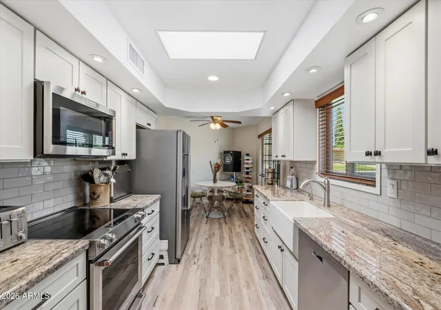 Photo 2 of Townhouse for sale at 10633 W Pineaire Dr, Sun City, AZ 85351 | MLS# 7066817 | Listing updated on 2026-10-29