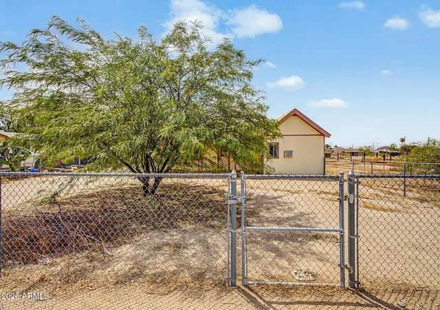 1st image of 180 N Pinal Pkwy Ave, Florence, AZ 85132 | MLS# 7067234