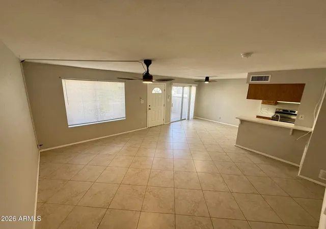 Photo 4 of Townhouse for sale at 17048 E Calle Del Oro #C, Fountain Hills, AZ 85268 | MLS# 7064025 | Listing updated on 2026-09-25