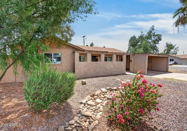 2nd image of 2049 W Joan De Arc Ave, Phoenix, AZ 85029 | MLS# 7064080