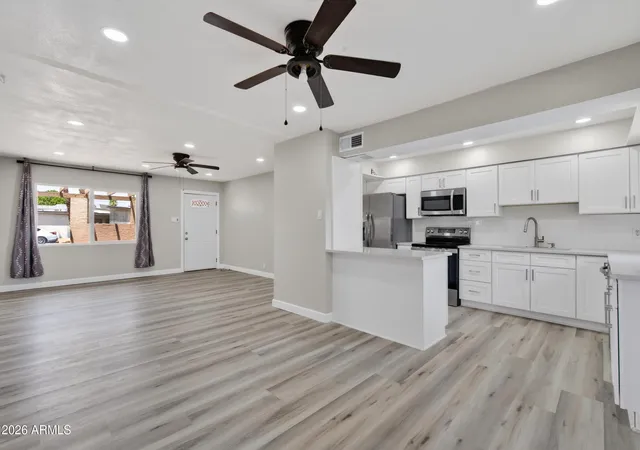 5th image of 2049 W Joan De Arc Ave, Phoenix, AZ 85029 | MLS# 7064080