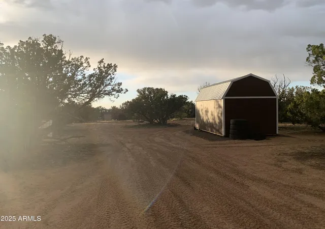 1st image of 9 N7340 #14, St Johns, AZ 85936 | MLS# 7064020