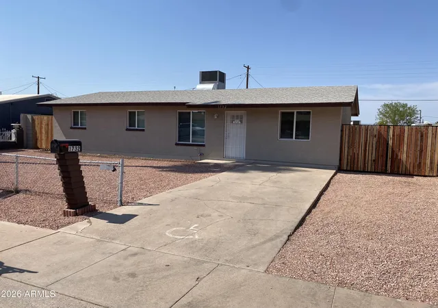 2nd image of 1732 E Atlanta Ave, Phoenix, AZ 85040 | MLS# 7064090