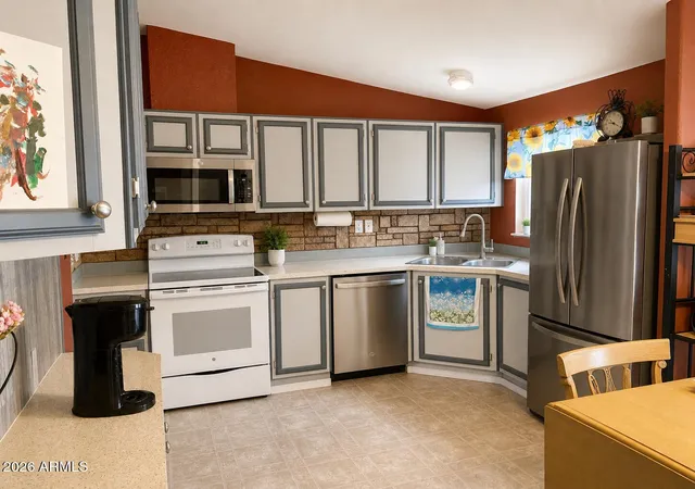Photo 3 of Manufactured home for sale at 40413 N 253rd Avenue, Morristown, AZ 85342 | MLS# 7064152 | Listing updated on 2026-09-13