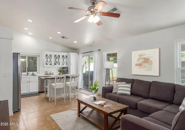 Photo 4 of Single family home for sale at 941 W Hudson Wy, Gilbert, AZ 85233 | MLS# 7069539 | Listing updated on 2026-09-11