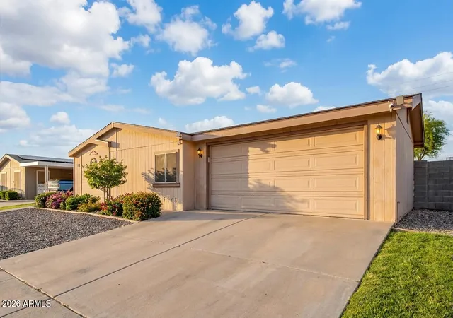 Manufactured home for sale at 9748 E Escondido Ave, Mesa, AZ 85208 | MLS# 7064293