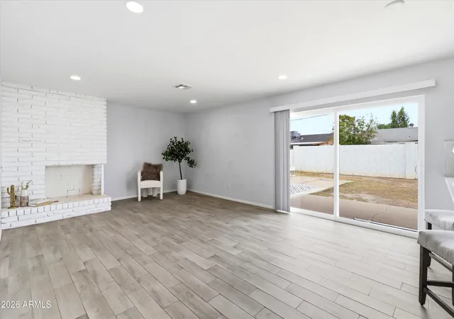 Photo 4 of Single family home for sale at 2 W Fairmont Dr, Tempe, AZ 85282 | MLS# 7064701 | Listing updated on 2026-09-03