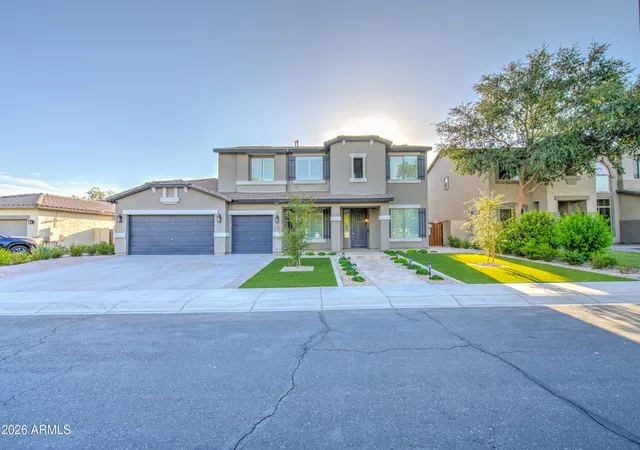 5th image of 4552 S Four Peaks Wy, Chandler, AZ 85249 | MLS# 7064357