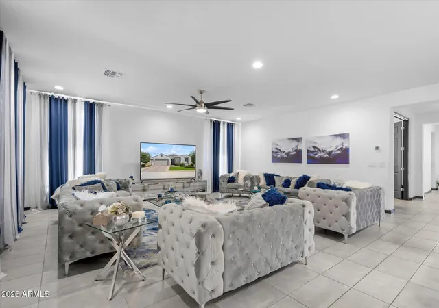 Photo 3 of Single family home for sale at 8616 W Rancho Dr, Glendale, AZ 85305 | MLS# 7064371 | Listing updated on 2026-08-14