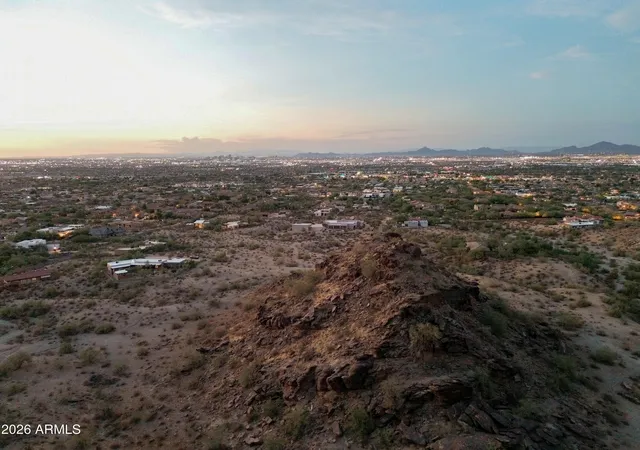 4th image of 2220 E Siesta Dr, Phoenix, AZ 85042 | MLS# 7065905