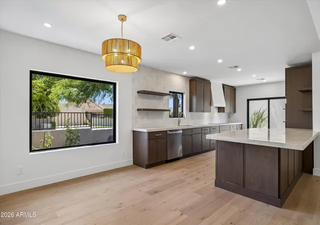 Photo 4 of Townhouse for sale at 7817 E Sandalwood Dr, Scottsdale, AZ 85250 | MLS# 7065059 | Listing updated on 2026-09-12