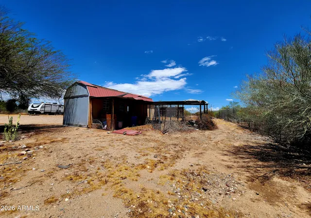 Photo 3 of Manufactured home for sale at 455 W Green Rd, Morristown, AZ 85342 | MLS# 7064398 | Listing updated on 2026-08-22