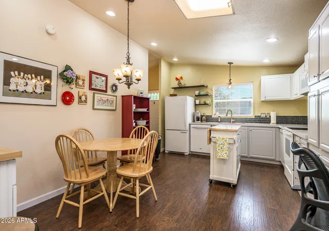 Photo 4 of Sale Pending at 1750 W Sherrie Dr, Flagstaff, AZ 86001 | MLS# 7064406 | Listing updated on 2026-10-07