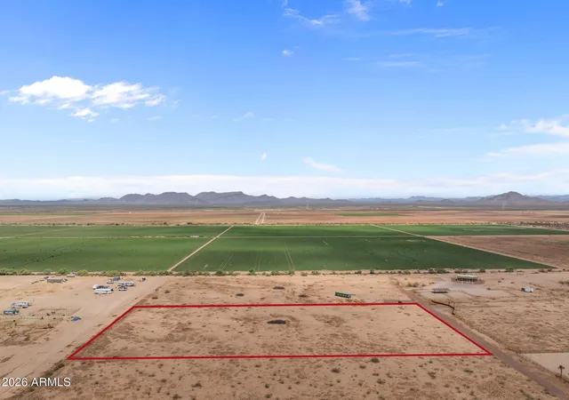 Photo 2 of Land for sale at X Long Rifle Rd #B, Aguila, AZ 85320 | MLS# 7064436 | Listing updated on 2026-09-11