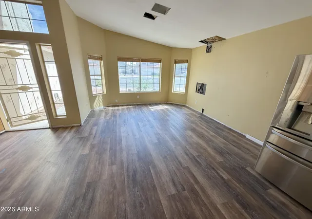 Photo 3 of Sale Pending at 7511 W Tonto Dr, Glendale, AZ 85308 | MLS# 7064491 | Listing updated on 2026-09-20