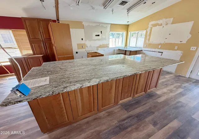 Photo 3 of Sale Pending at 7511 W Tonto Dr, Glendale, AZ 85308 | MLS# 7064491 | Listing updated on 2026-09-20