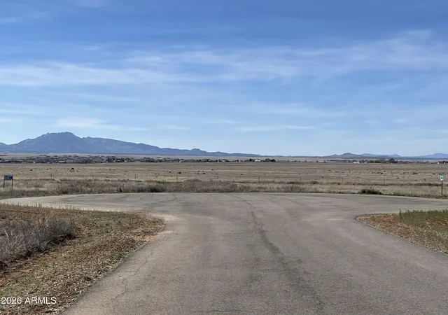 4th image of 10031 E Silent River Rd #49, Prescott Valley, AZ 86315 | MLS# 7064509