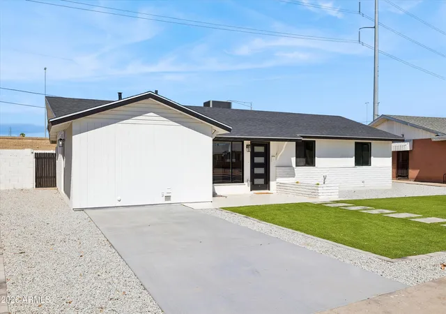 2nd image of 12240 N 26th Dr, Phoenix, AZ 85029 | MLS# 7064604