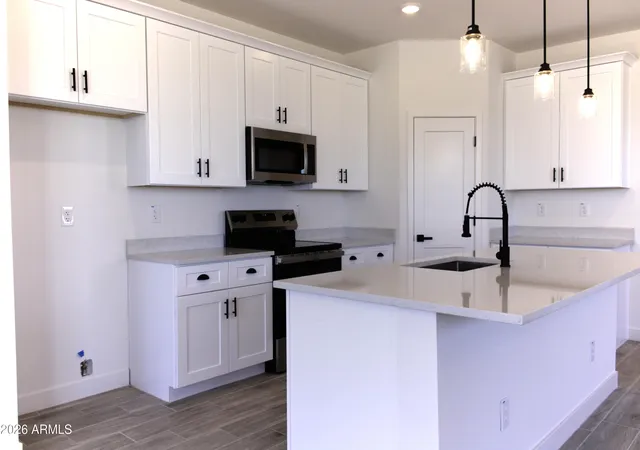 Photo 4 of Single family home for sale at 3220 W Solano Dr, Eloy, AZ 85131 | MLS# 7064530 | Listing updated on 2026-09-15
