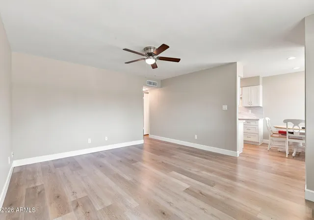 5th image of 10117 N 97Th Dr #A, Peoria, AZ 85345 | MLS# 7066261