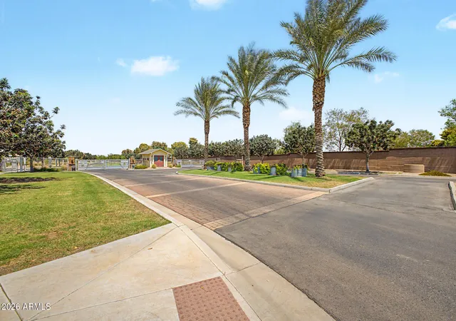 54th image of 6325 S 24th Pl, Phoenix, AZ 85042 | MLS# 7065070