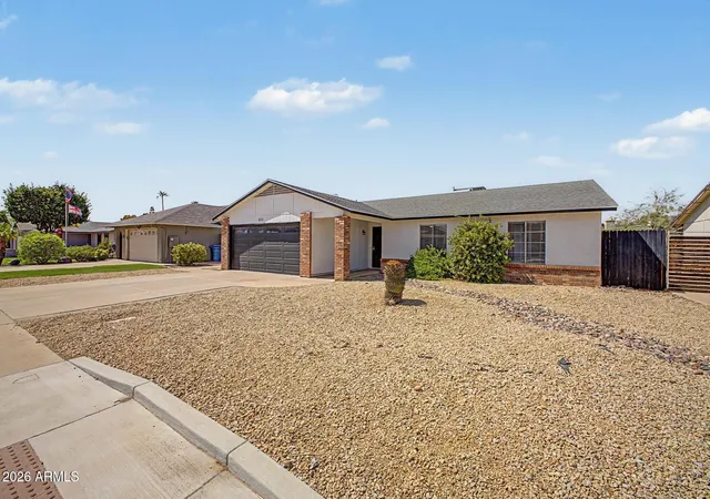 Photo 3 of Single family home for sale at 804 W Nopal Pl, Chandler, AZ 85225 | MLS# 7064588 | Listing updated on 2026-09-14