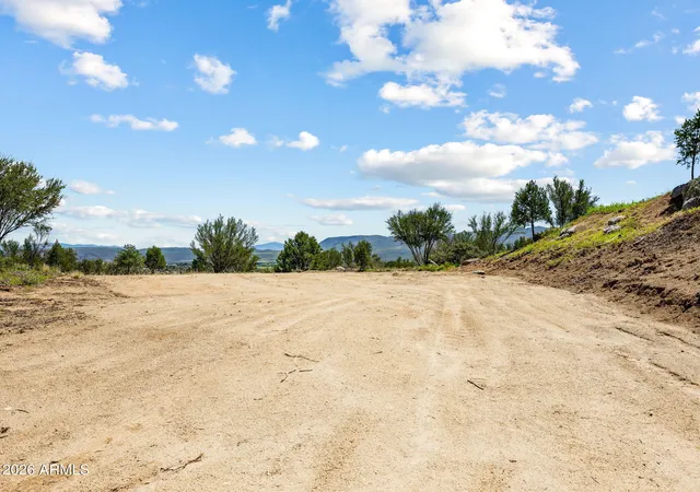 2nd image of 00000 W Buckhorn Dr #C, Peeples Valley, AZ 86332 | MLS# 7070325