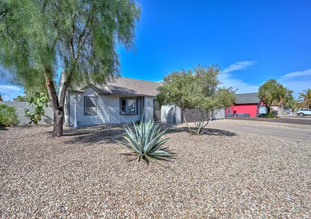 2nd image of 7054 W Ironwood Dr, Peoria, AZ 85345 | MLS# 7064613