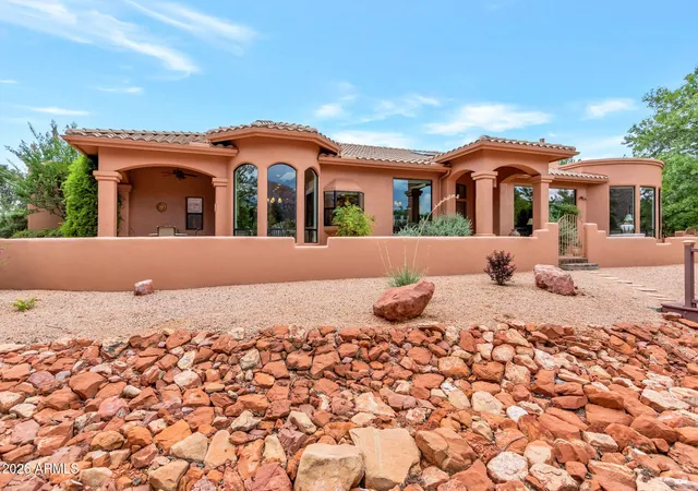 Photo 1 of Sale Pending at 190 Deer Pass Dr, Sedona, AZ 86351 | MLS# 7066306 | Listing updated on 2026-09-23