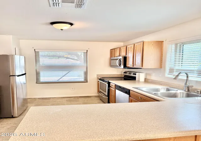 3rd image of 1614 W La Salle St, Phoenix, AZ 85041 | MLS# 7065304