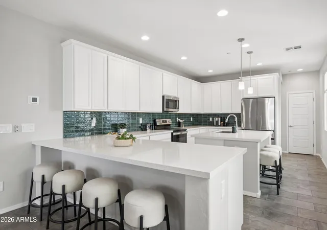 2nd image of 1676 E Hampton Ln, Gilbert, AZ 85295 | MLS# 7069302