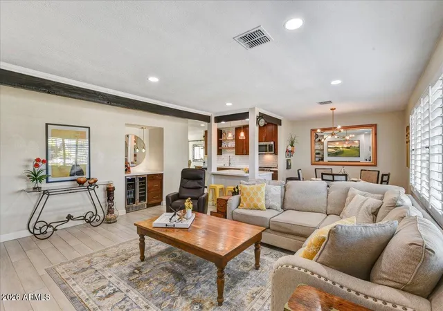 Photo 3 of Sale Pending at 6637 E Oak St, Scottsdale, AZ 85257 | MLS# 7064710 | Listing updated on 2026-09-28
