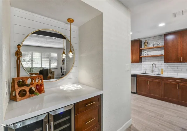 Photo 4 of Sale Pending at 6637 E Oak St, Scottsdale, AZ 85257 | MLS# 7064710 | Listing updated on 2026-09-28