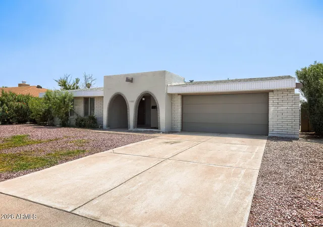 1st image of 4005 W Carol Ave, Phoenix, AZ 85051 | MLS# 7065623