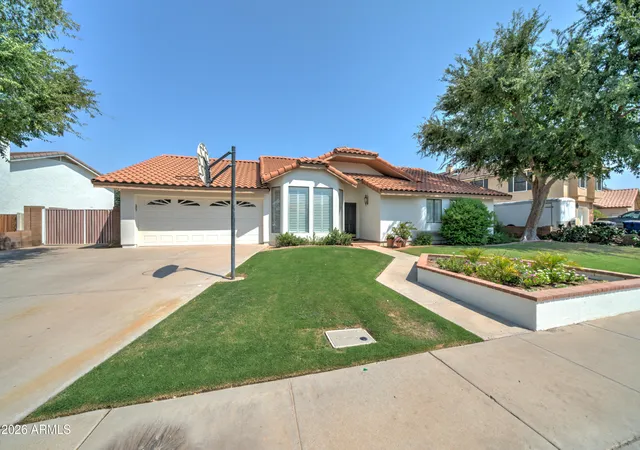4th image of 3828 E Dartmouth St, Mesa, AZ 85205 | MLS# 7066851