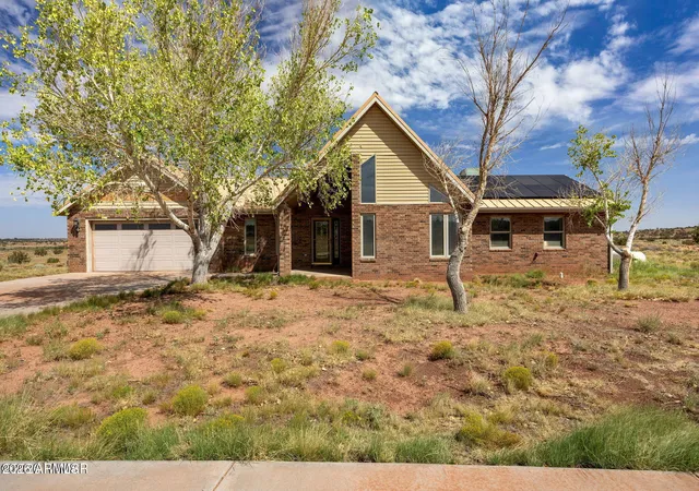 Photo 3 of Single family home for sale at 9781 Miller Trl, Snowflake, AZ 85937 | MLS# 7064766 | Listing updated on 2026-09-14
