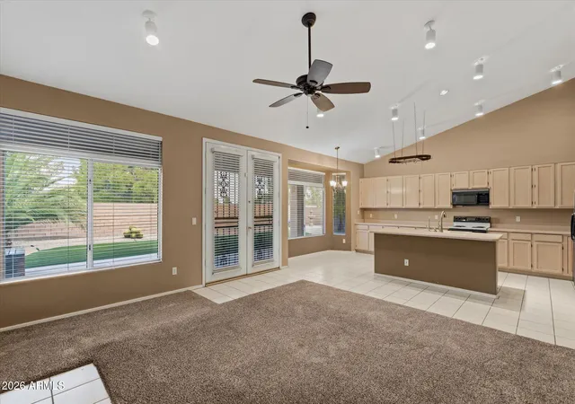 5th image of 22407 N 71St Ln, Glendale, AZ 85310 | MLS# 7066164
