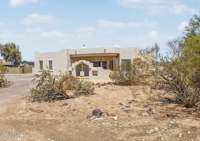 Photo 3 of Single family home for sale at 38116 N 15th Avenue, Phoenix, AZ 85086 | MLS# 7065124 | Listing updated on 2026-08-11