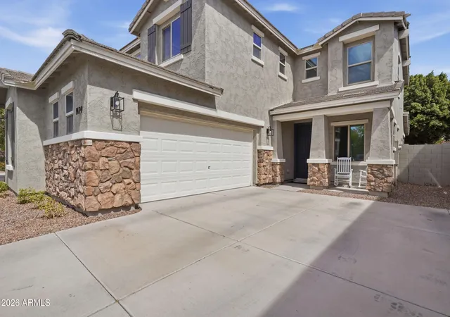 3rd image of 1424 E Goldcrest St, Gilbert, AZ 85297 | MLS# 7065513