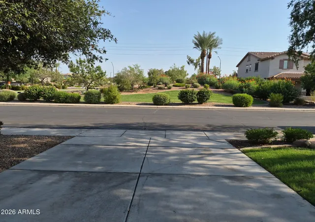 Photo 3 of Single family home for sale at 2543 E Penedes Dr, Gilbert, AZ 85298 | MLS# 7064843 | Listing updated on 2026-09-14